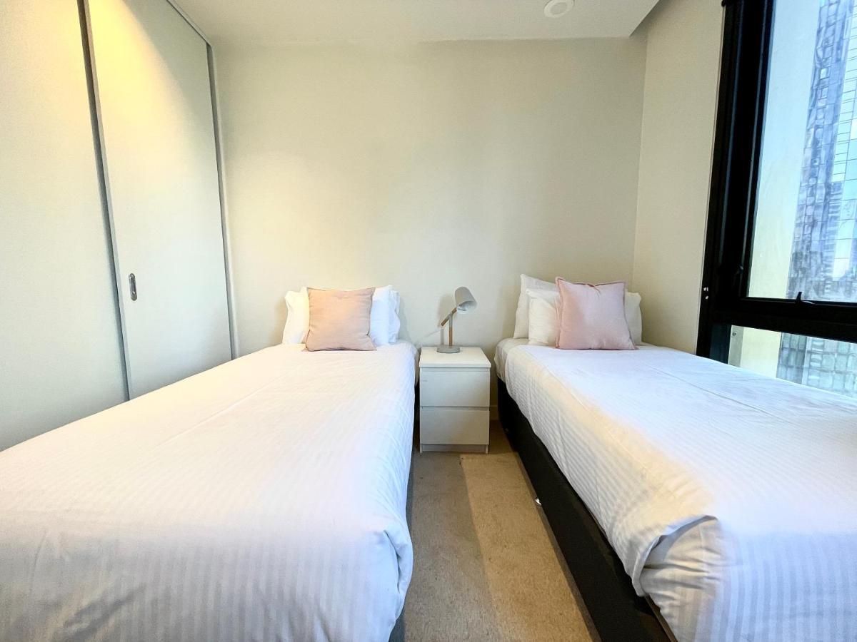 Readyset Apartments At Empire Мелбърн Екстериор снимка